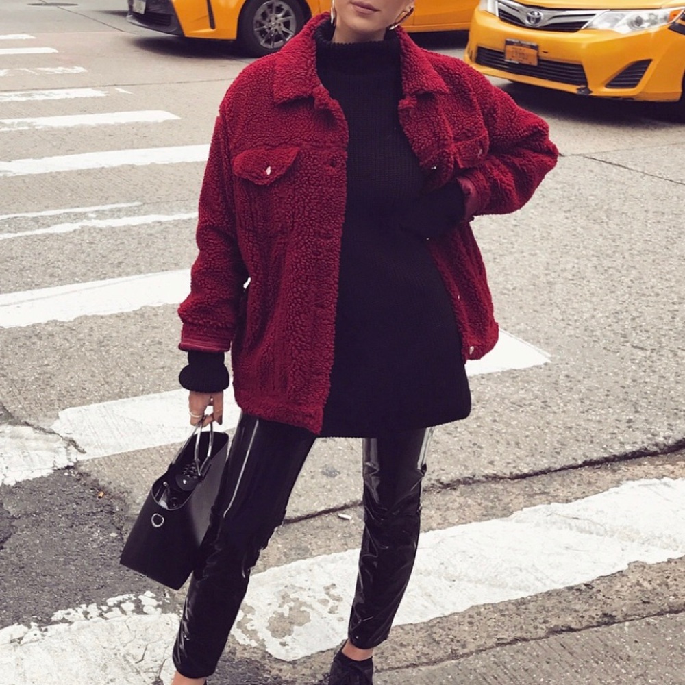 Missguided Sherpa Trucker Jacket
*Oversized Fit*